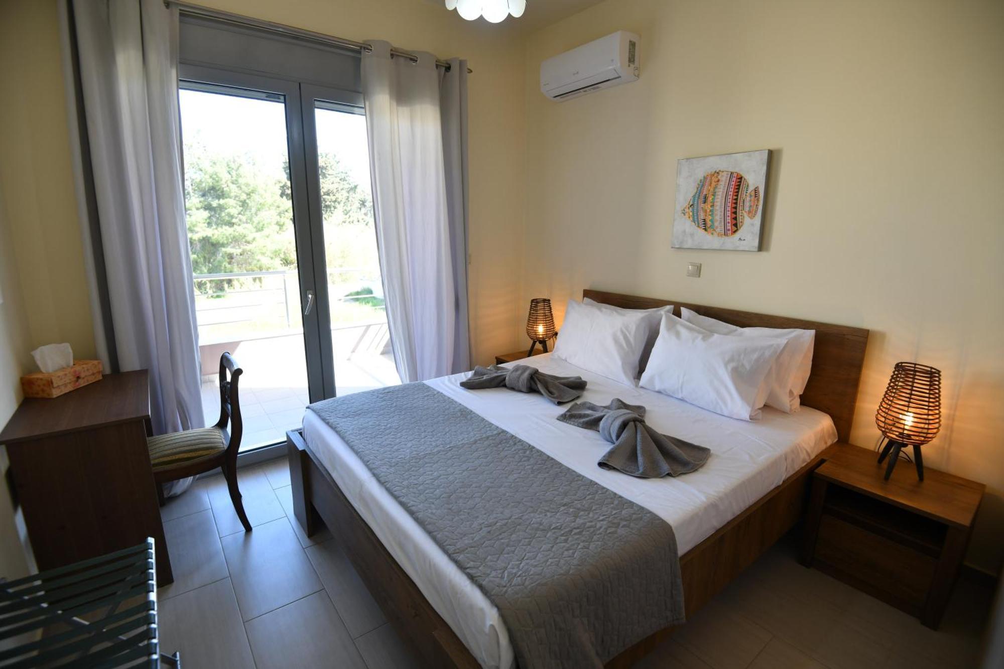 Dionysus Seaside Villa เอียลิซอส ภายนอก รูปภาพ